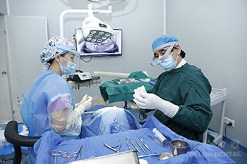 德伦口腔即刻种植讲座_口腔即刻种植修复_牙博士口腔种植牙价格